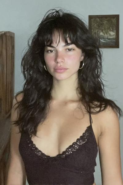 Curtain Bangs für jeden Tag und jeden Haartyp