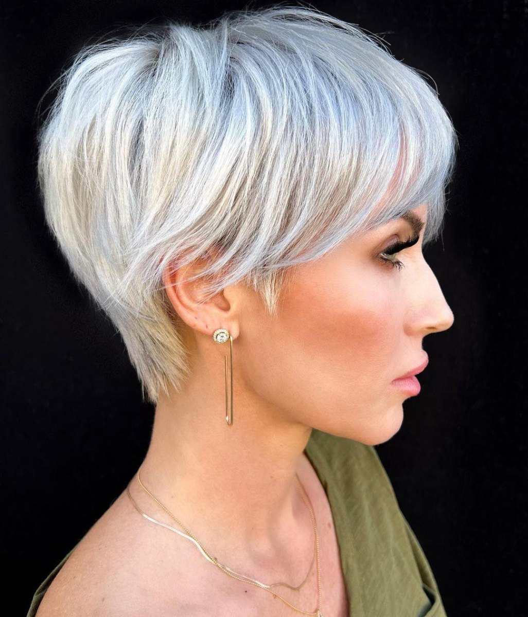Platin Silber Bixie Cut