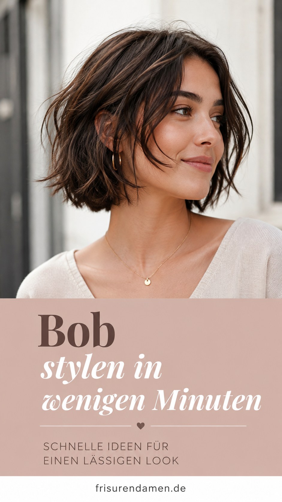 Kurzer, unordentlicher Bob als schnell gestylte Frisur für feines Haar im Alltag