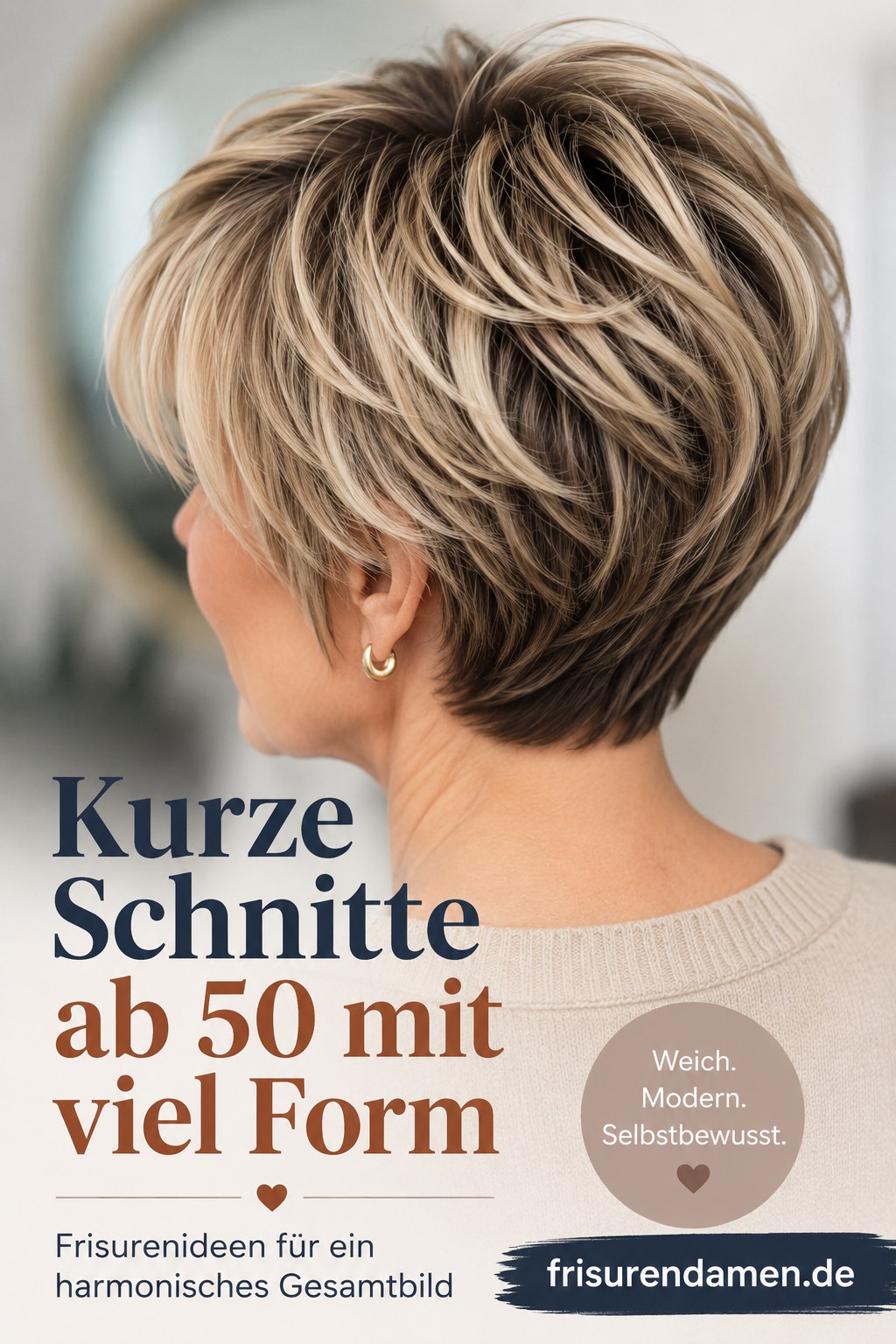 Kurzer, gestufter Schnitt von hinten mit viel Form als Frisur für feines Haar ab 50